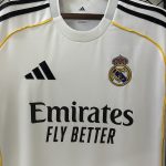 Real Madrid 2025-26 Local Jersey Fan - Imagen 2