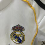 Real Madrid 2025-26 Local Jersey Infantil - Imagen 3